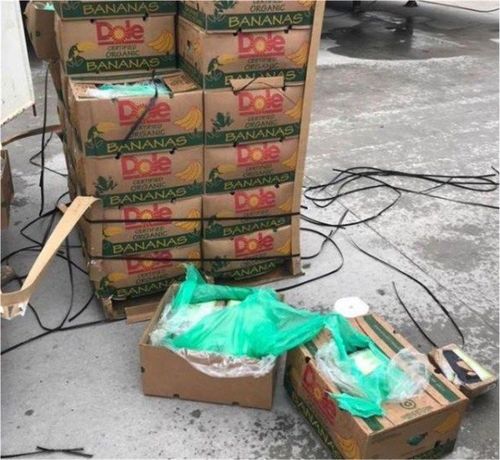 Хандив нэрээр шорон руу хар тамхи нэвтрүүлэхийг завджээ